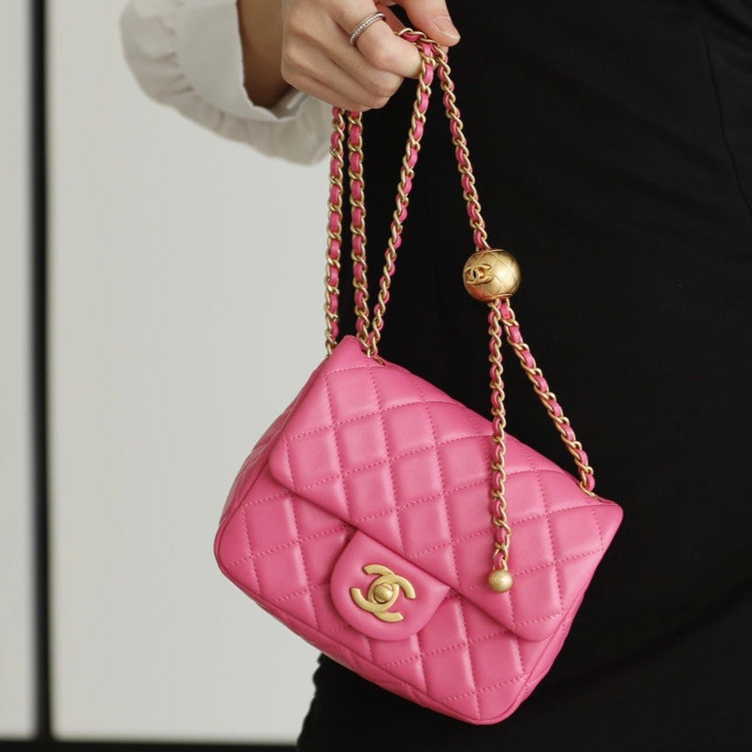 FLAP BAG 17CM PINK LAMBSKIN GOLD HARDWARE