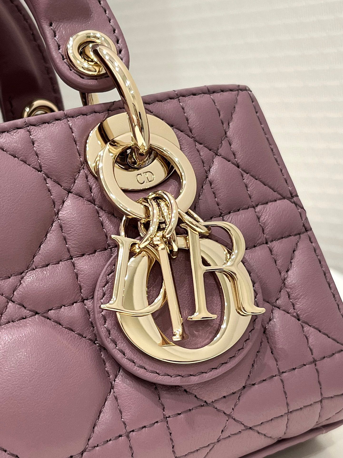 LADY D-JOY 16 MICRO PURPLE LAMBSKIN