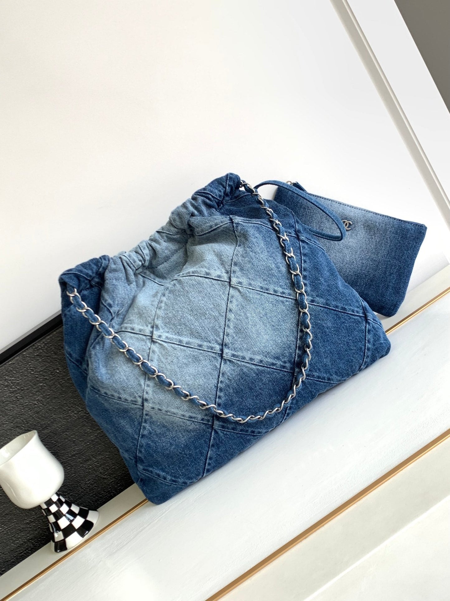 CC HOBO 39CM JEAN SILVER HARDWARE