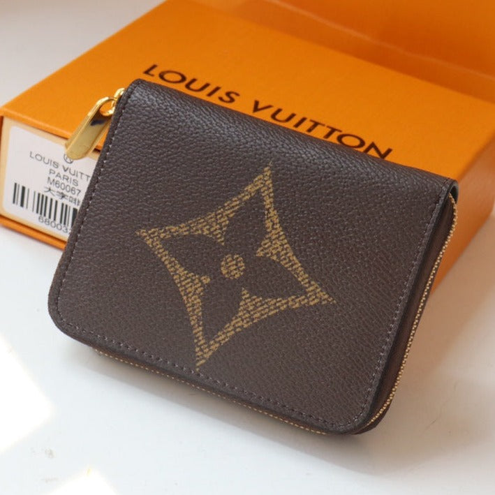 LV ZIPPY COIN PURSE MONOGRAM GIANT CANVAS