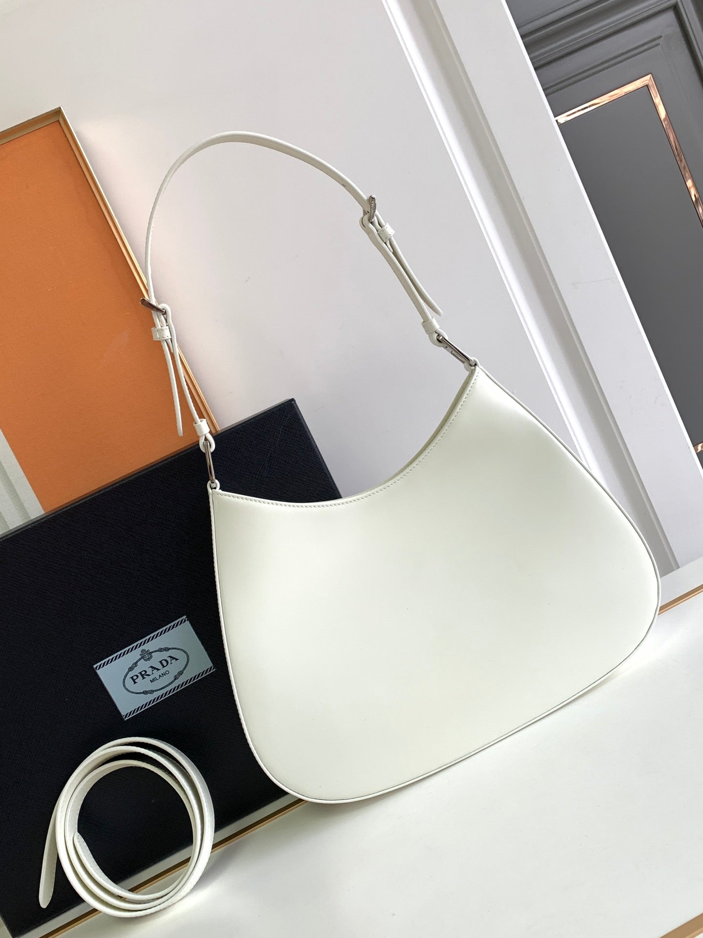 CLEO 30 WHITE BRUSHED LEATHER SHOULDER BAG