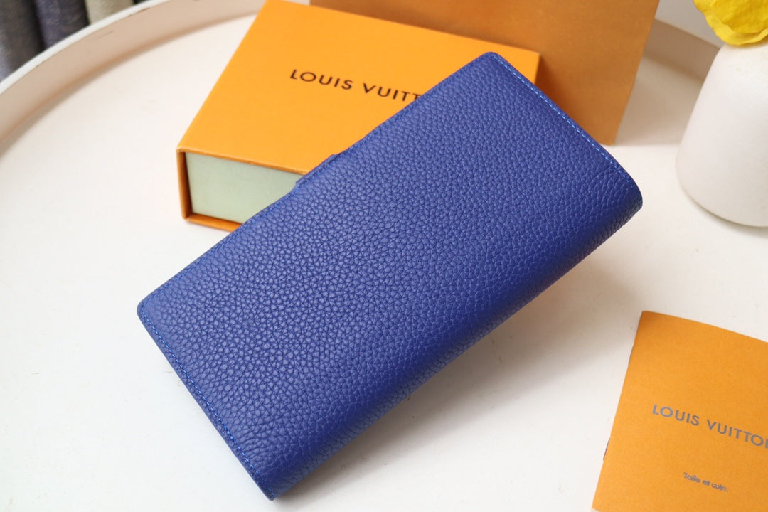 VERTICAL WALLET CAPUCINES BLUE