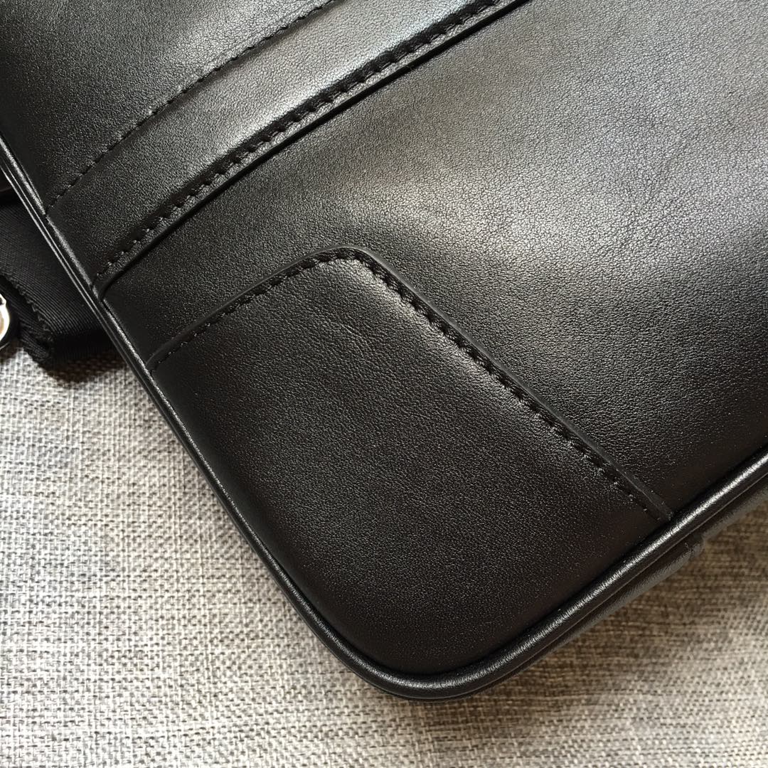 EMBOSSED LOGO BRIEFCASE 38 IN BLACK SMOOTH CALFSKIN