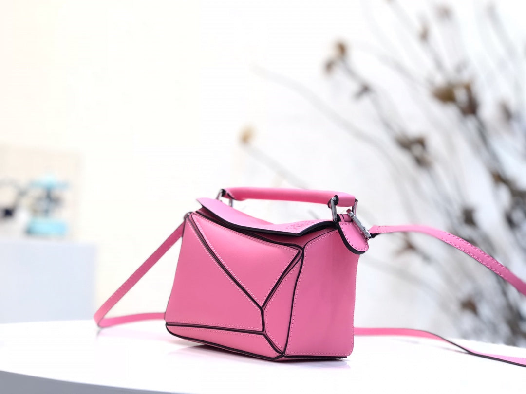 LOE MINI 18 PUZZLE BAG IN DEEP PINK CALFSKIN