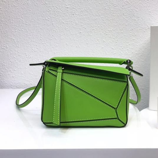 LOE MINI 18 PUZZLE BAG IN EMERALD GREEN CALFSKIN