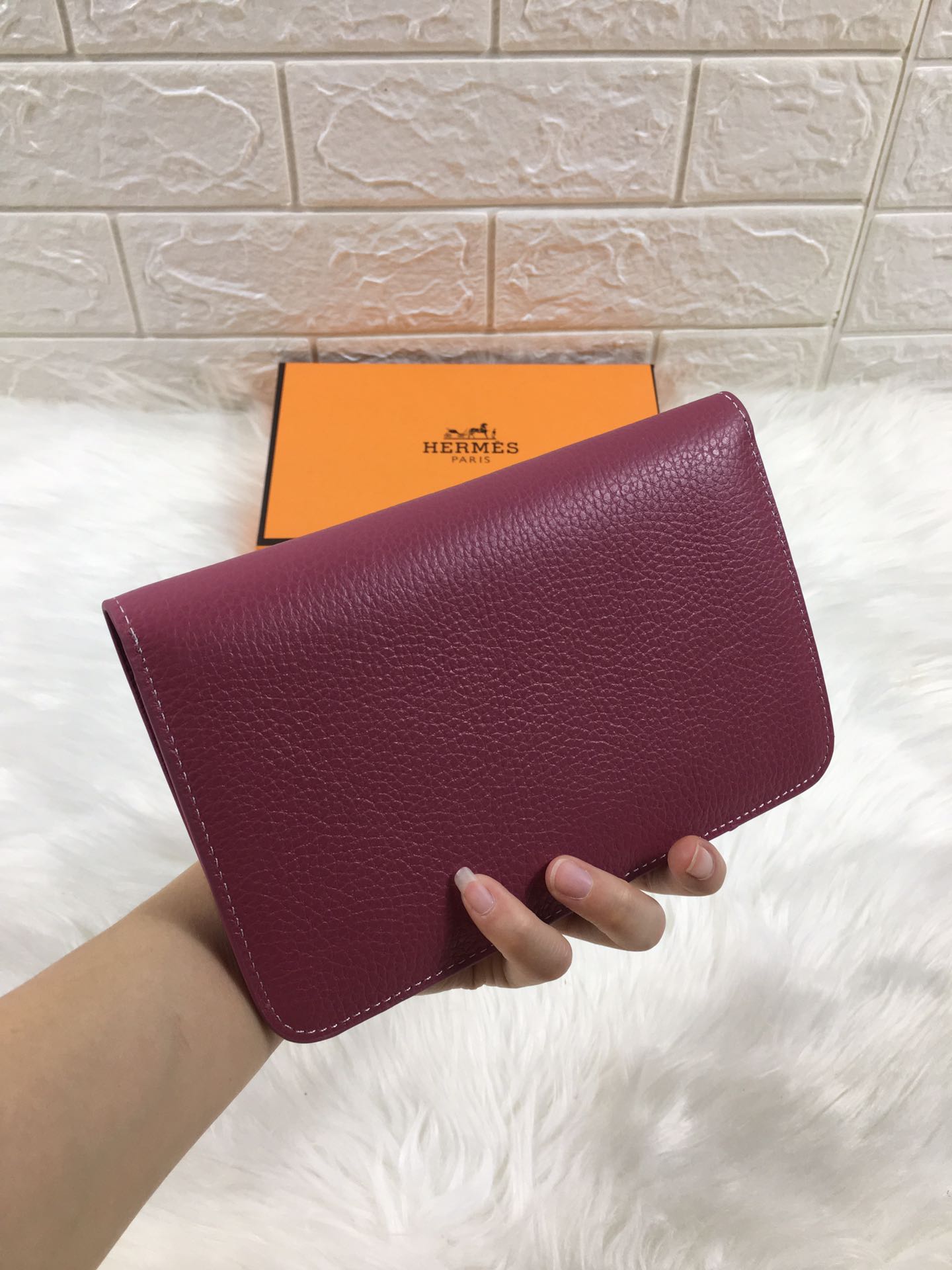 HM DOGON WALLET 20 BURGUNDY GRAINED CALFSKIN