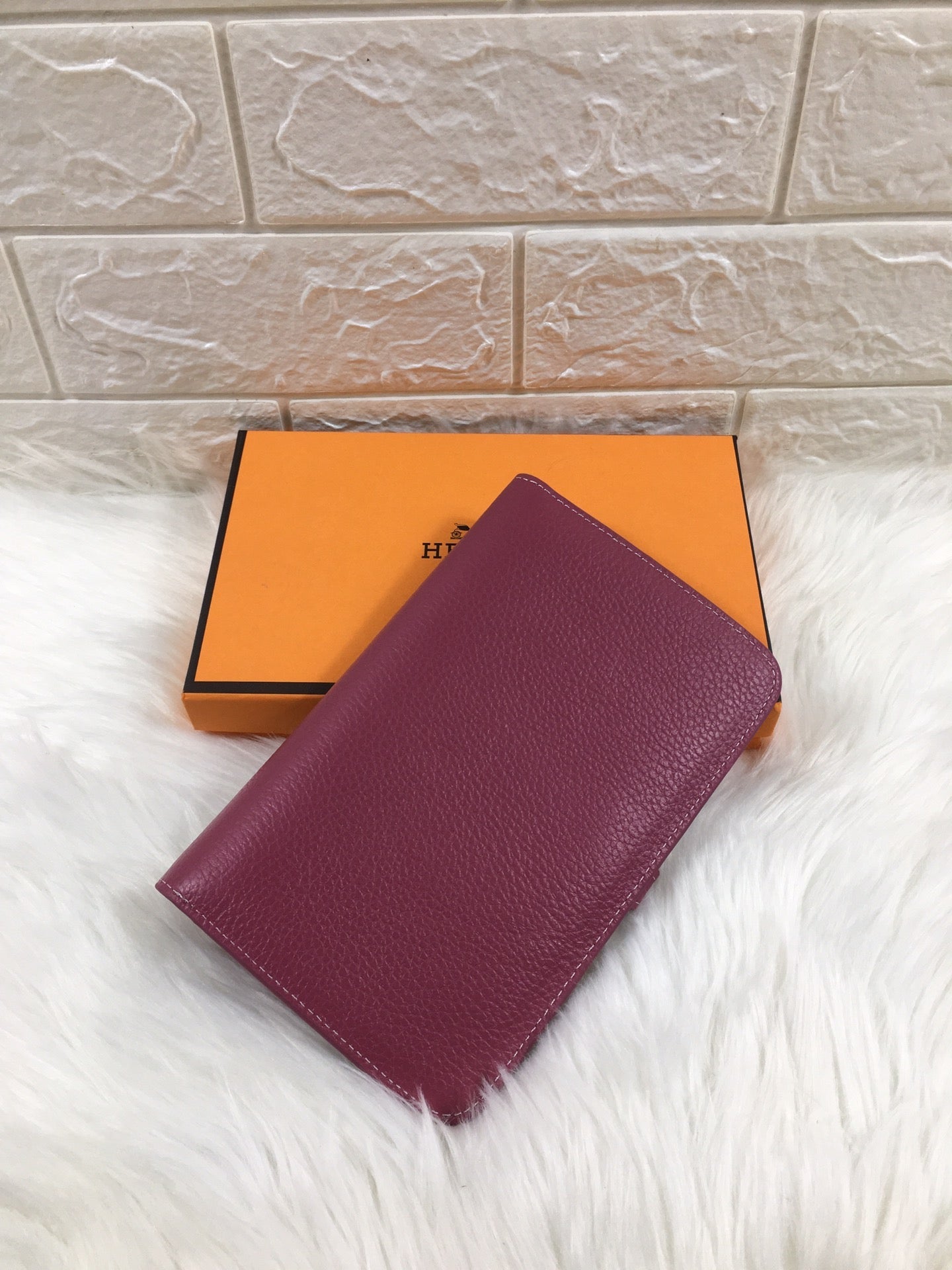 HM DOGON WALLET 20 BURGUNDY GRAINED CALFSKIN