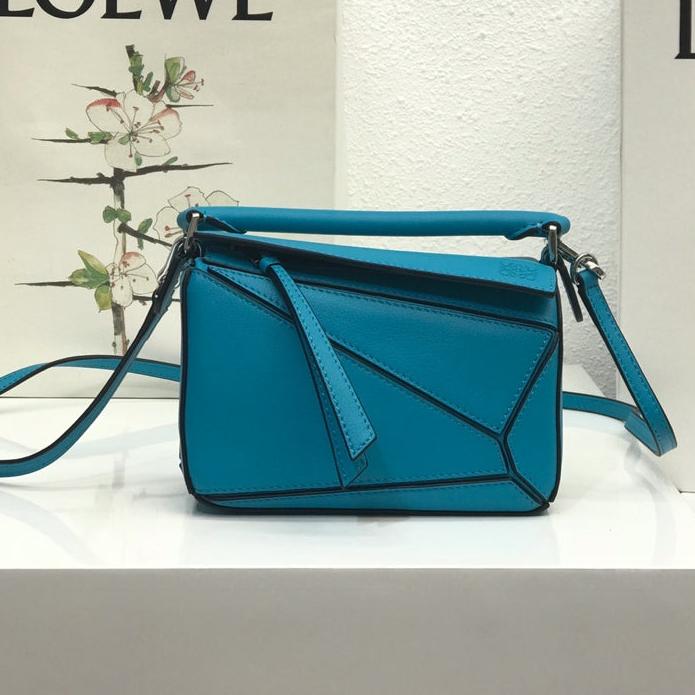 LOE MINI 18 PUZZLE BAG IN BLUE GREEN CALFSKIN