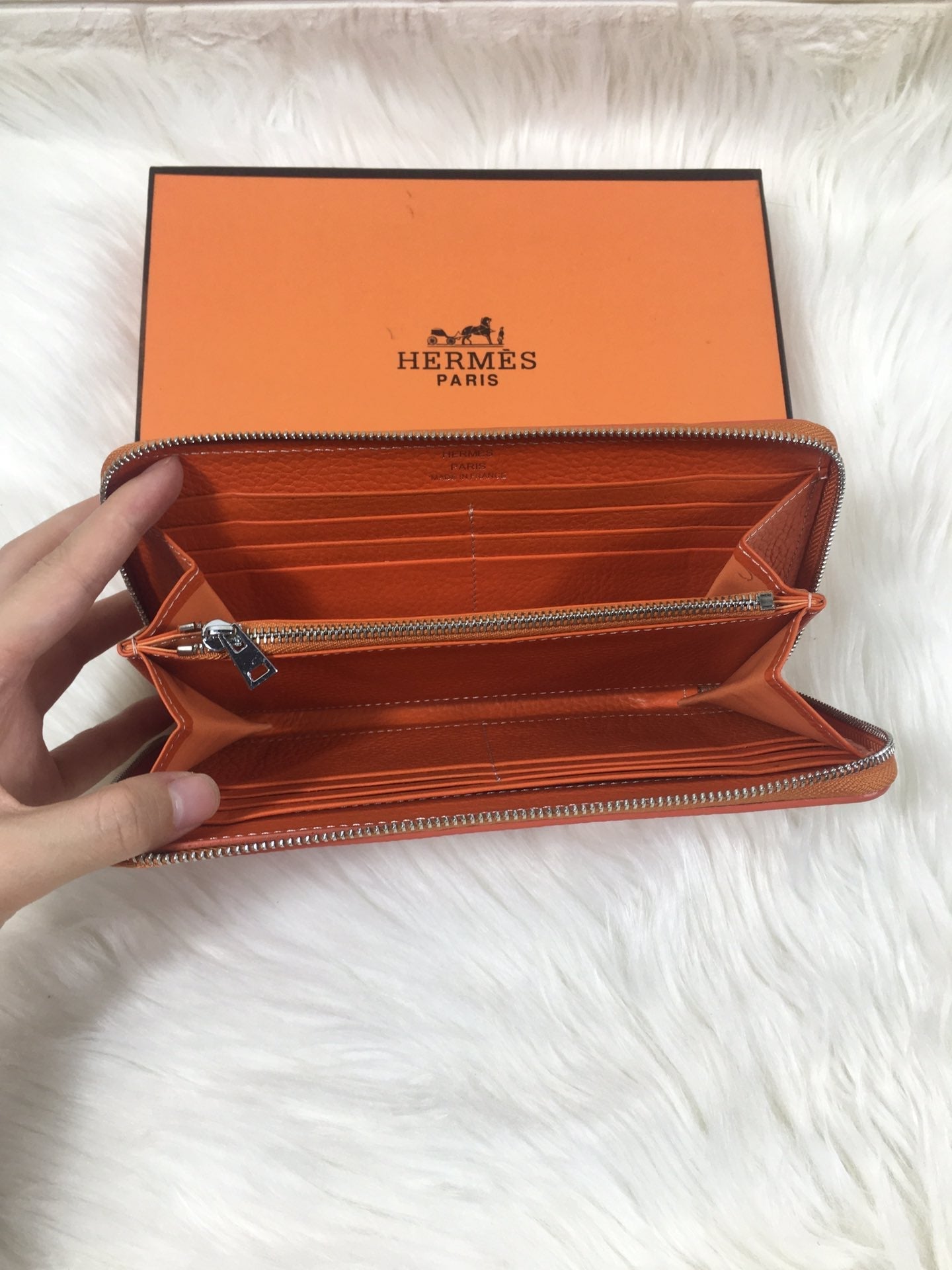 HM SILK'IN CLASSIC WALLET 20 ORANGE GRAINED CALFSKIN