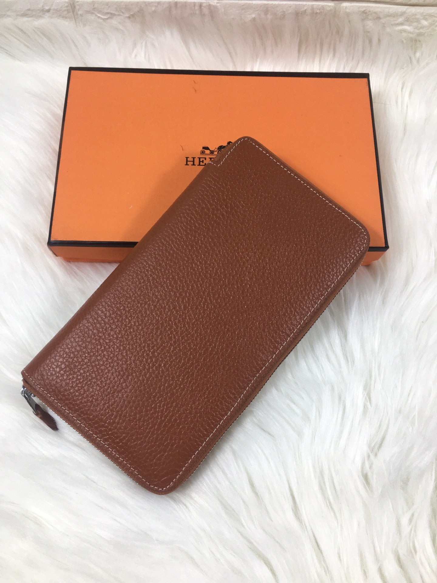 HM SILK'IN CLASSIC WALLET 20 RUSSET GRAINED CALFSKIN