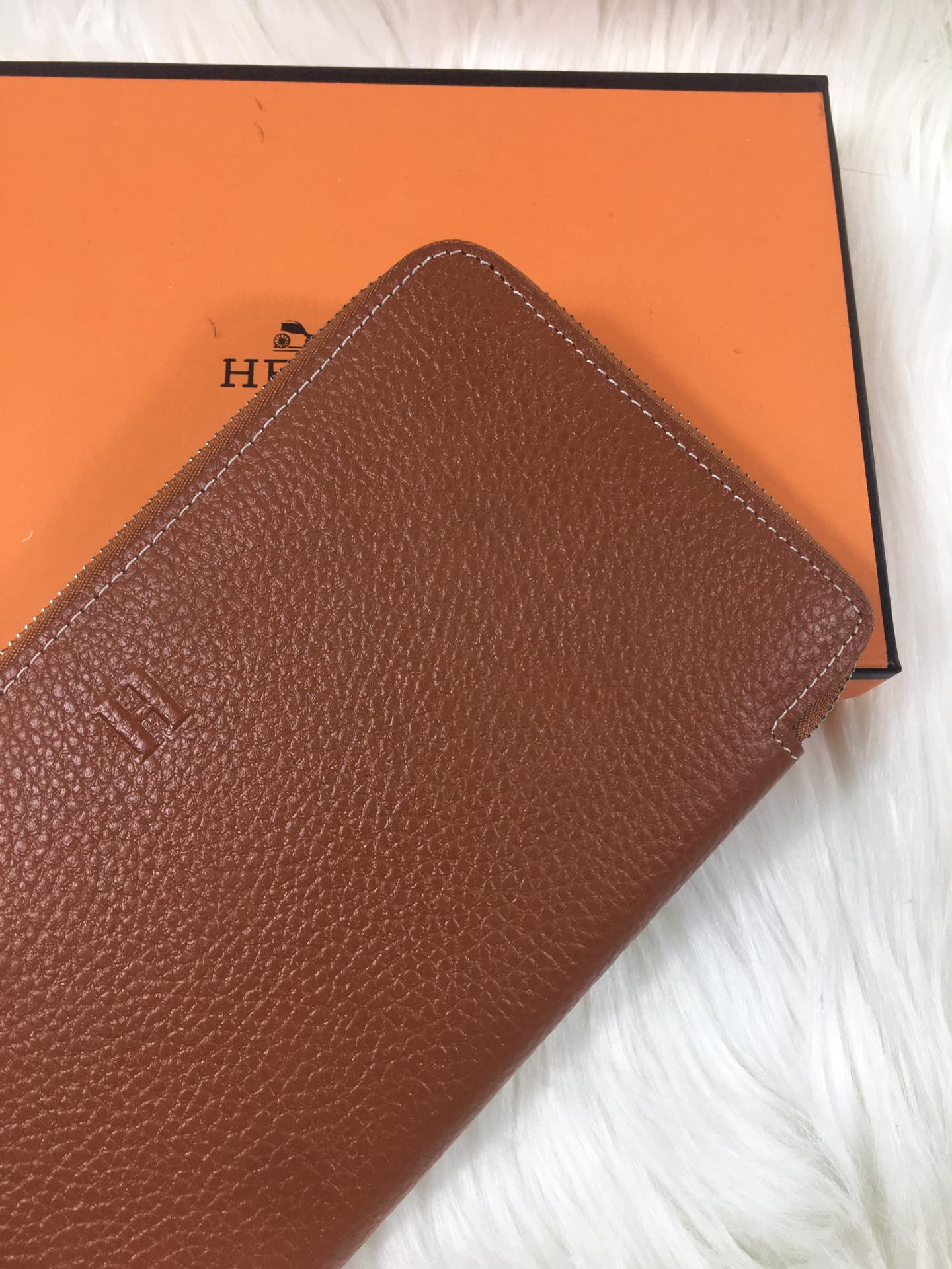 HM SILK'IN CLASSIC WALLET 20 RUSSET GRAINED CALFSKIN