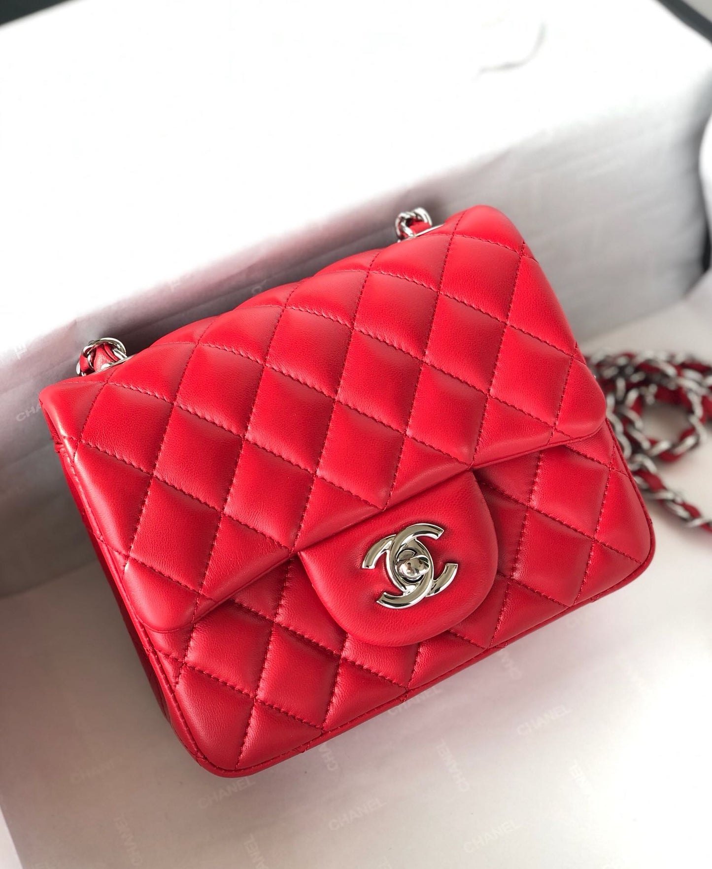 MINI SQUARE FLAP BAG 17CM RED LAMBSKIN SILVER HARDWARE