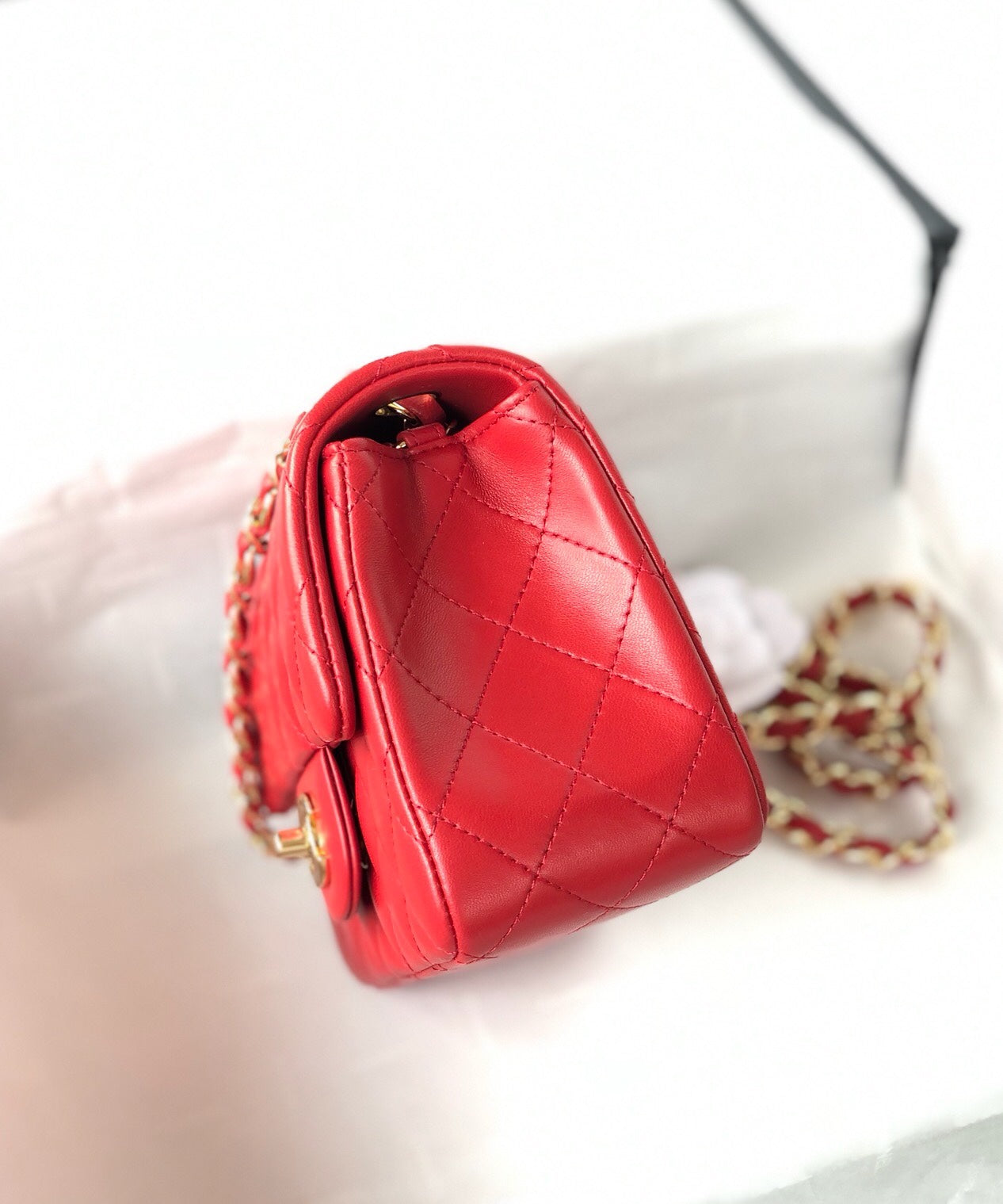 MINI SQUARE FLAP BAG 17CM RED LAMBSKIN GOLD HARDWARE