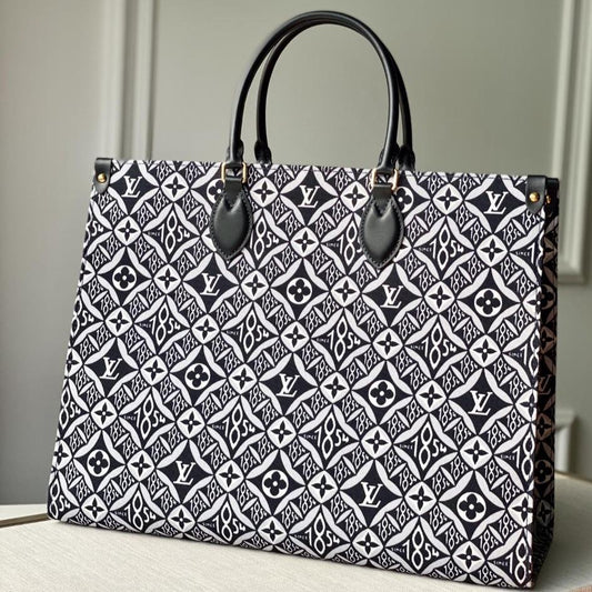 LV SINCE 1854 ONTHEGO GM GREY TEXTILE