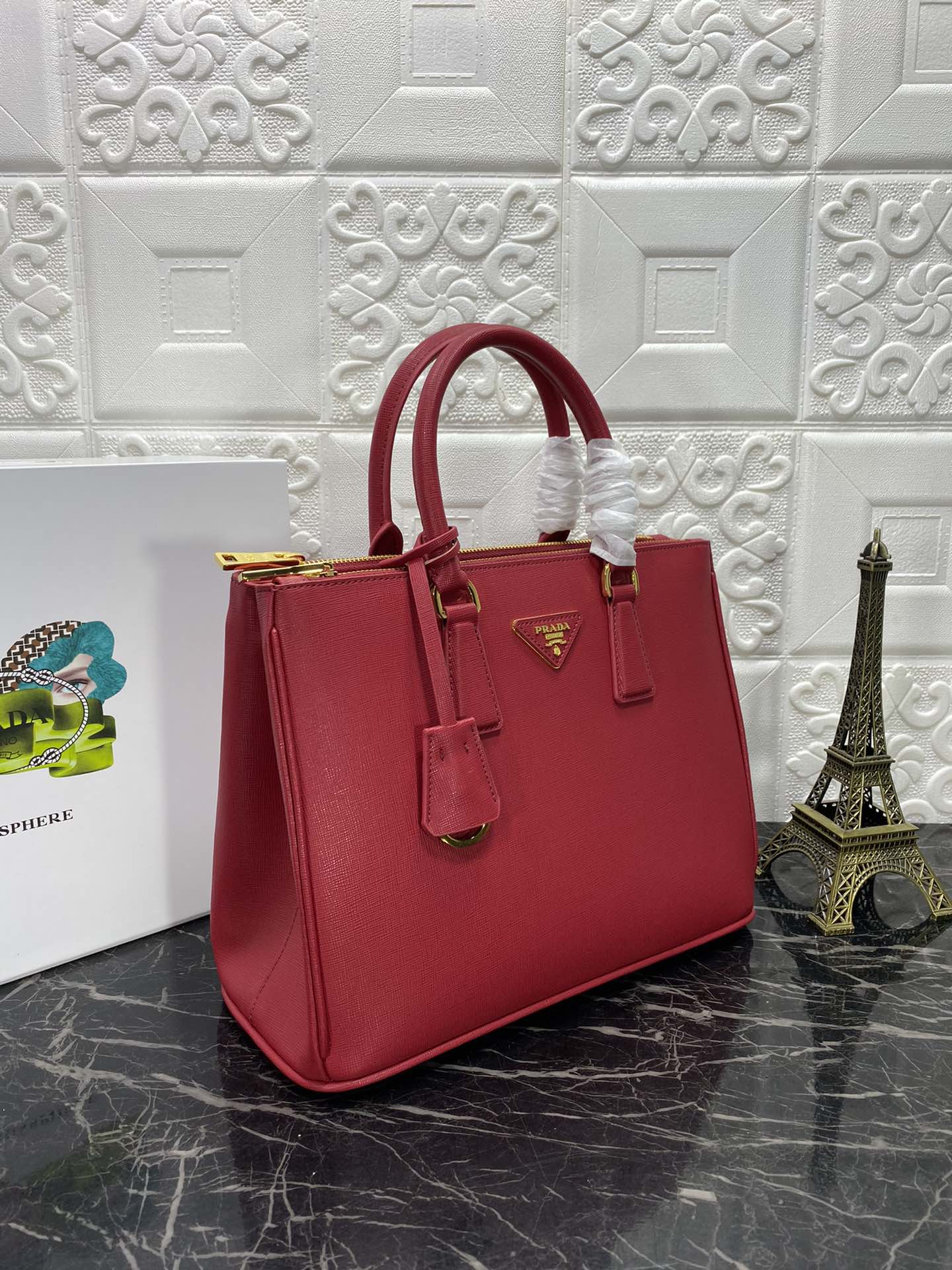 PRA GALLERIA 32 BAG IN CHERRY RED SAFFIANO LEATHER