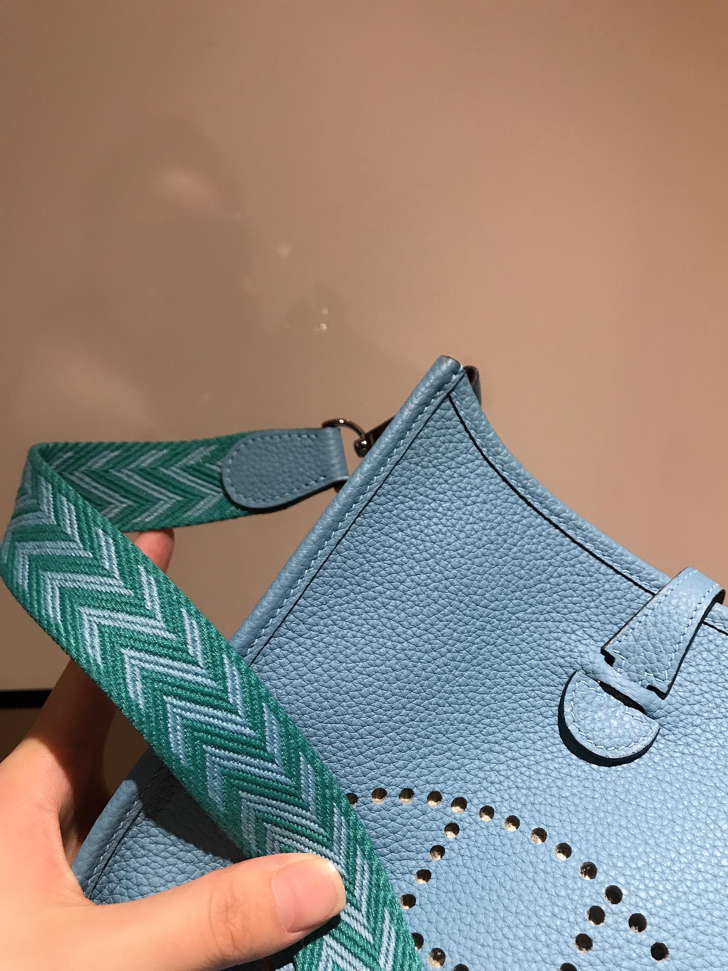 HM EVELYNE MINI 18 CERULEAN CALFSKIN