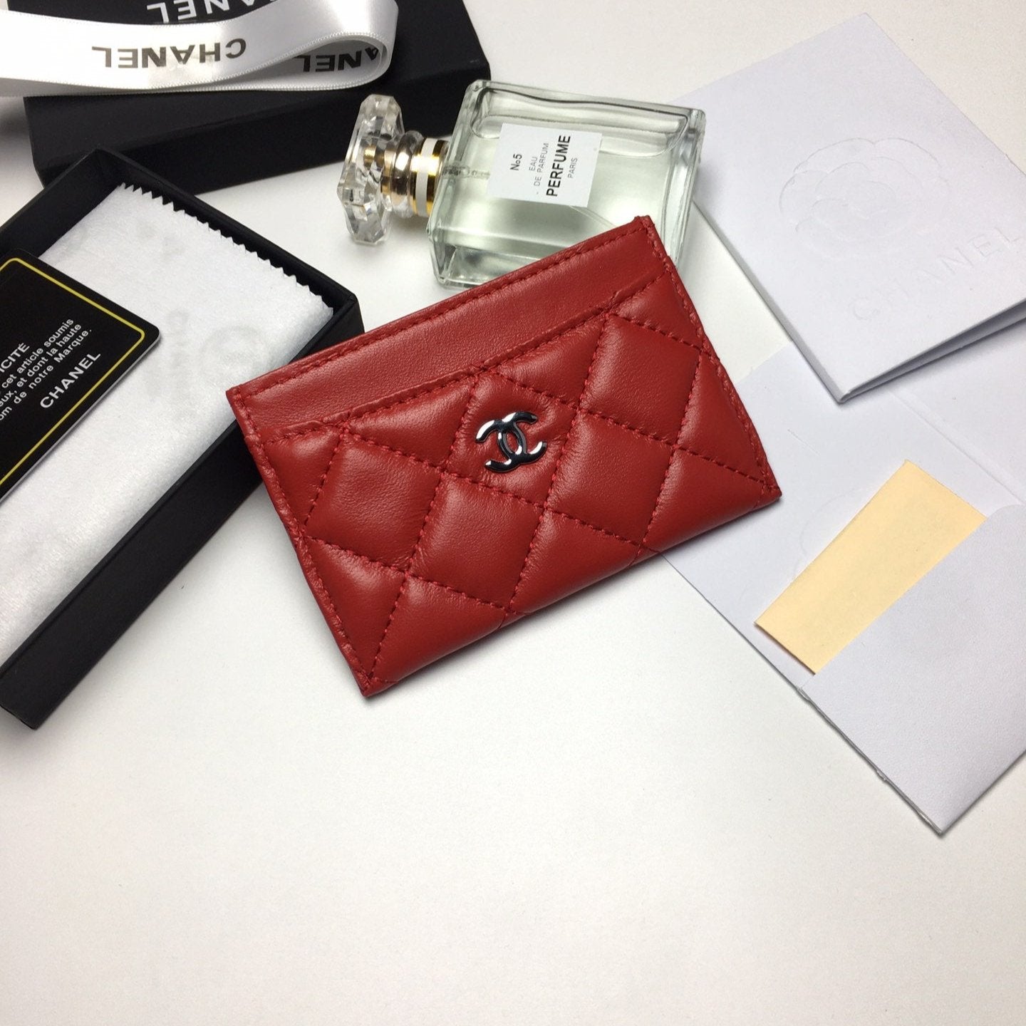 CC CARD HOLDER 11.2 RED CALFSKIN SILVER ICON