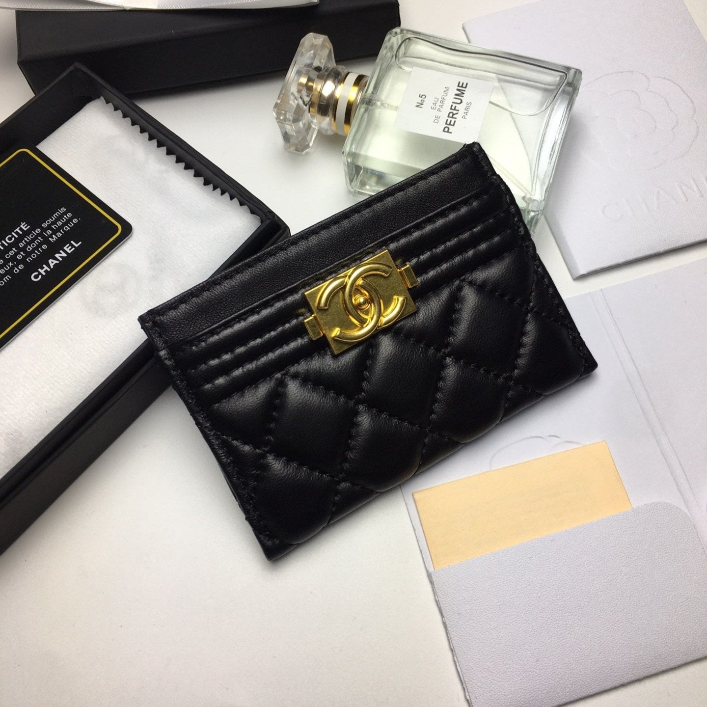 CC BOY CARD HOLDER 11.2 BLACK CALFSKIN GOLD ICON