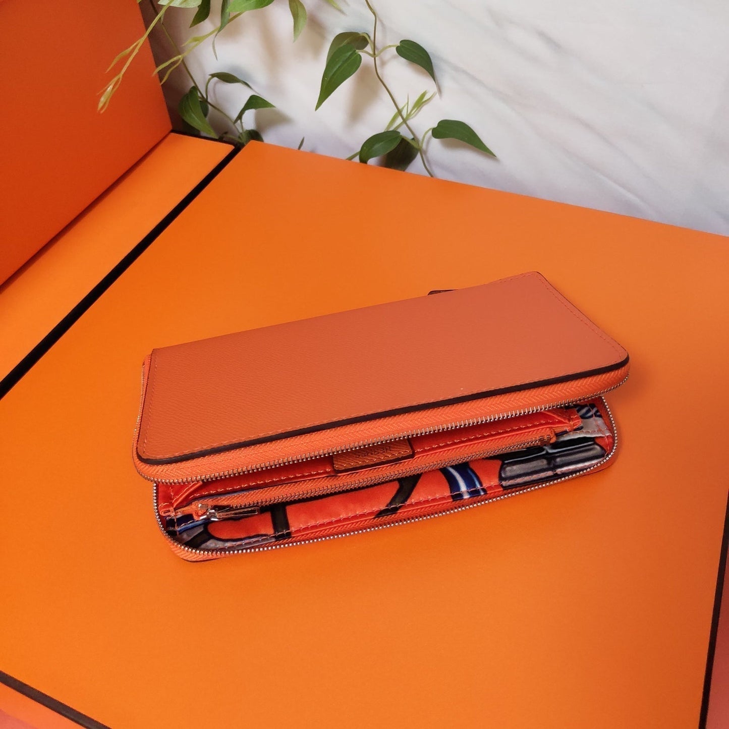 HM Zipper Wallet 20 Orange Epsom