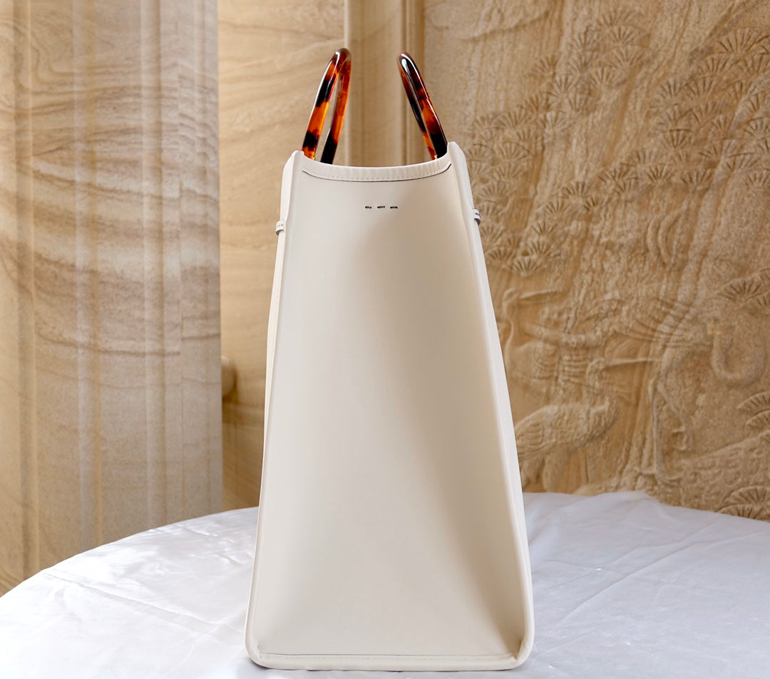 Fend Sunshine Large Bag 40.5 White Leather