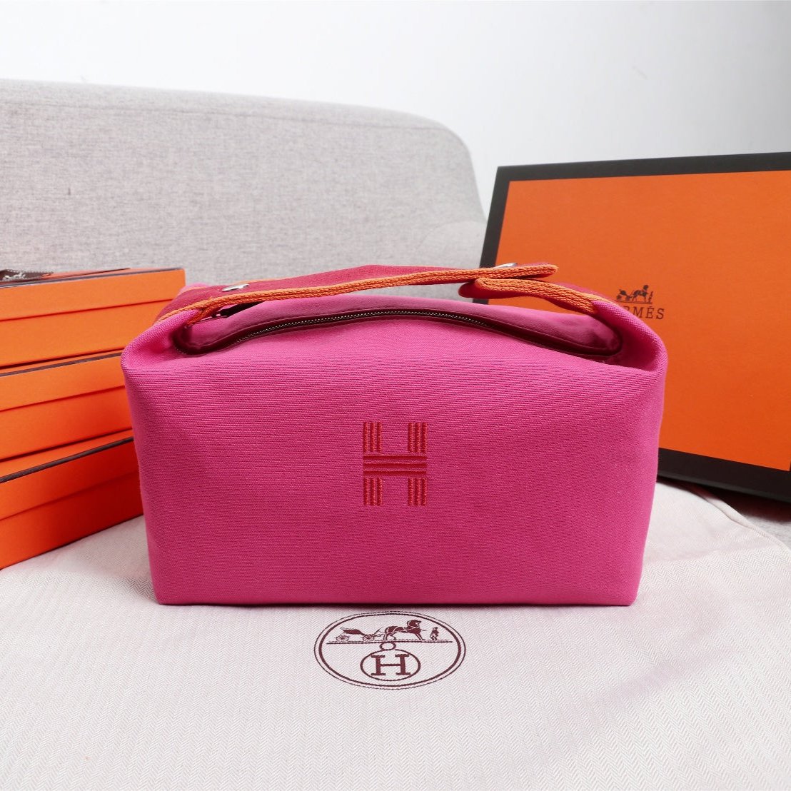 HM BRIDE-A-BRAC 21 DEEP PINK CANVAS