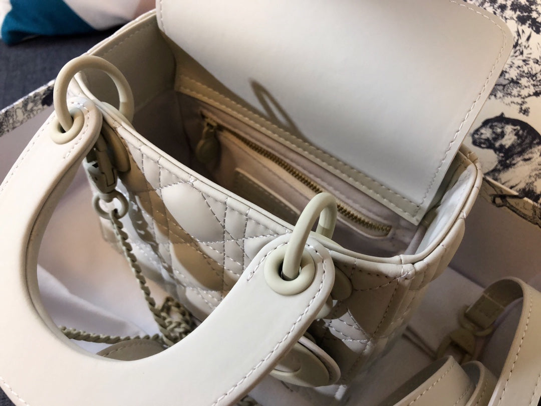 MINI LADY 17 BAG IN WHITE CALFSKIN