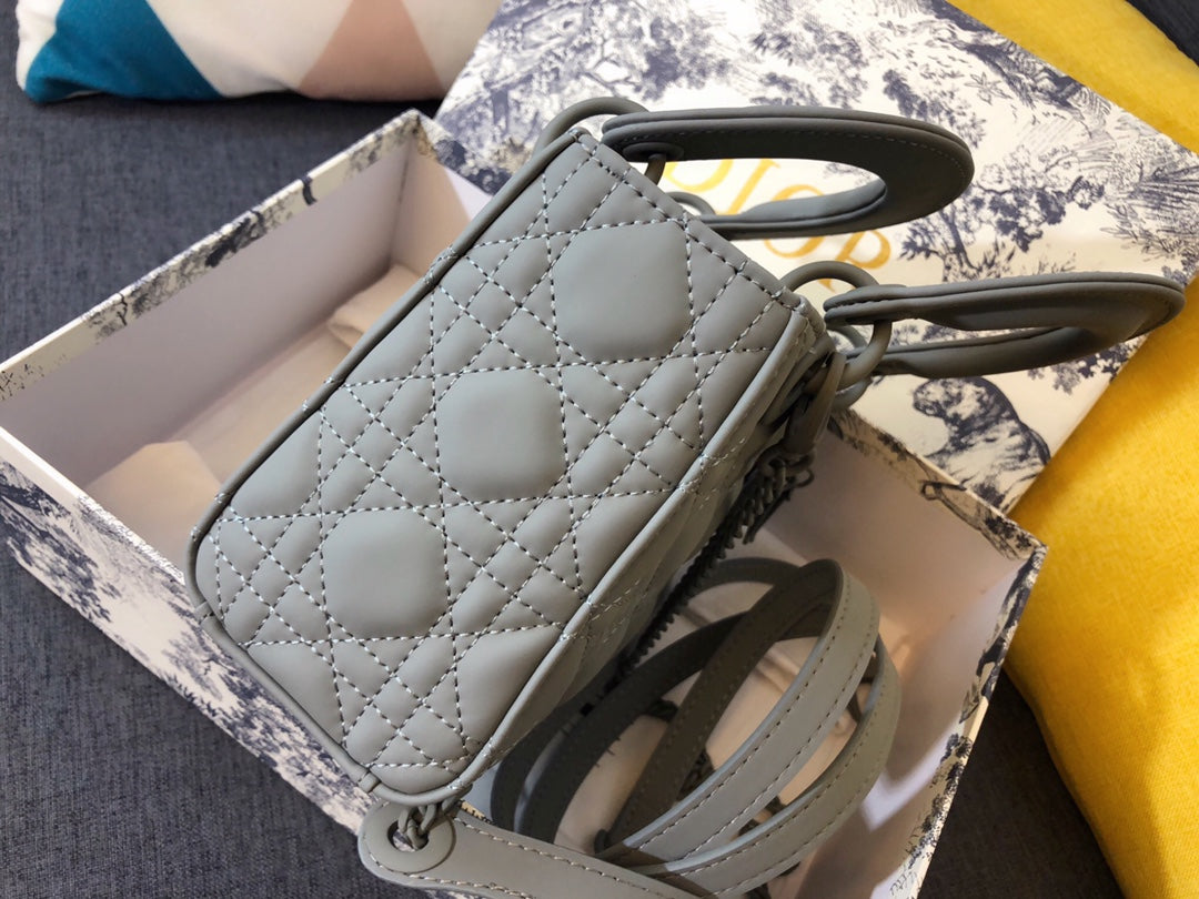 MINI LADY 17 BAG IN GREY CALFSKIN