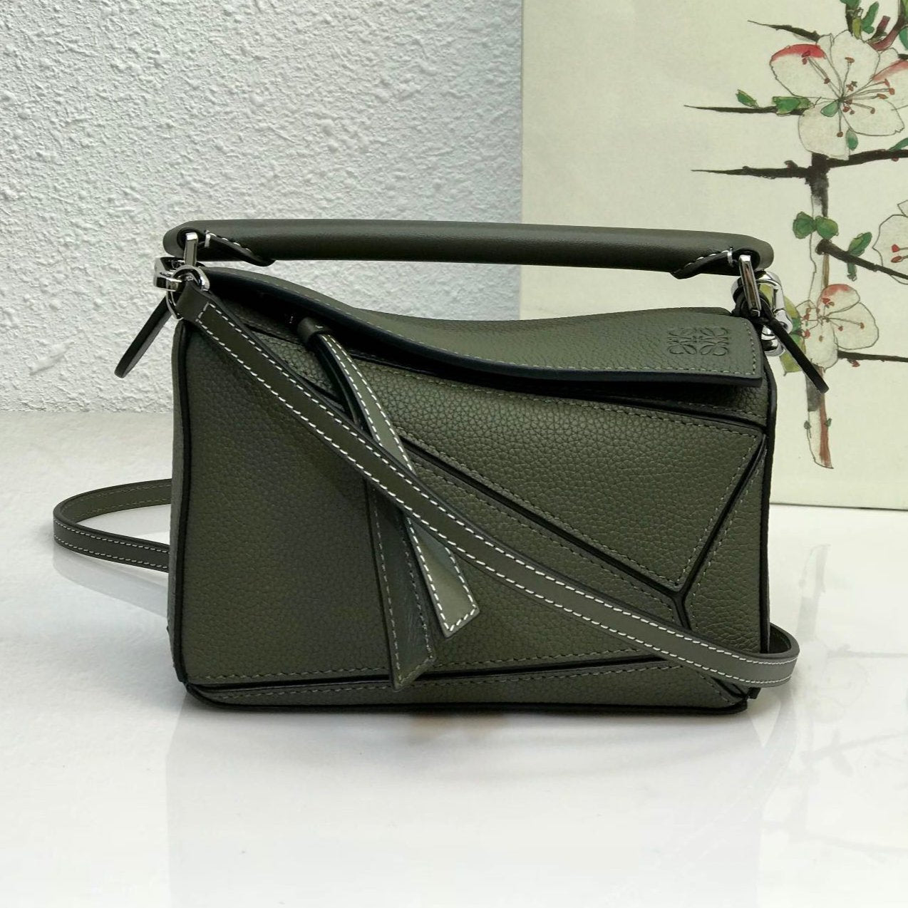 LOE MINI 18 PUZZLE BAG IN JUNIPER GREEN CALFSKIN