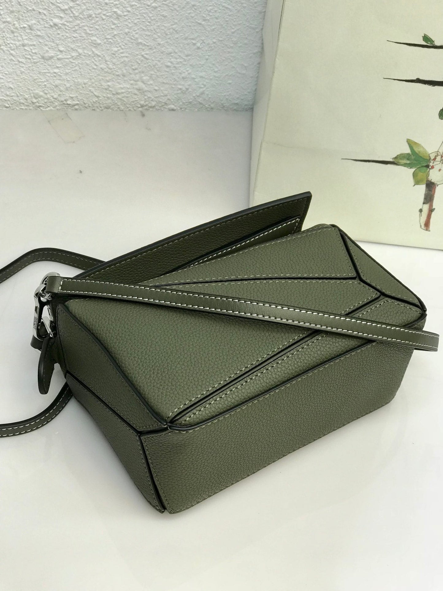 LOE MINI 18 PUZZLE BAG IN JUNIPER GREEN CALFSKIN