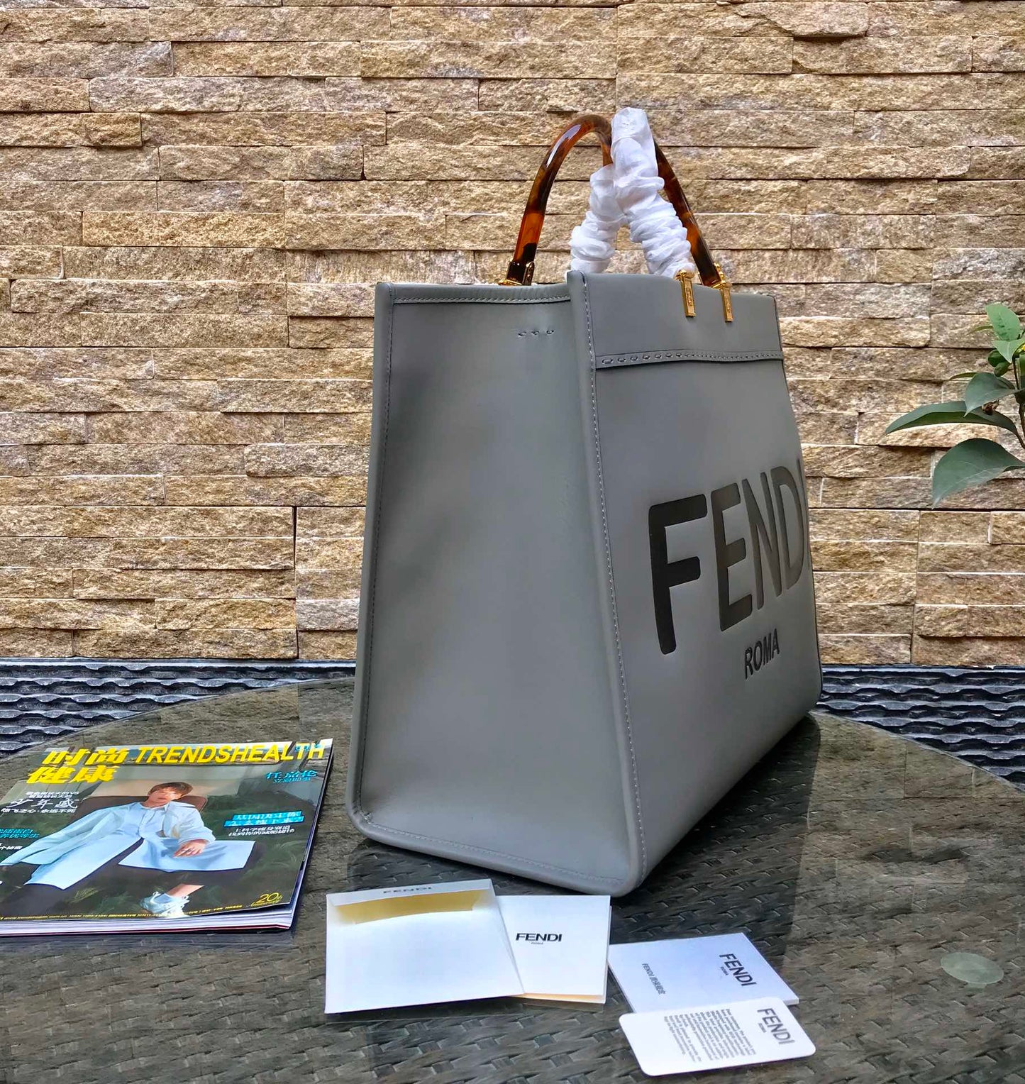 Fend Sunshine Large Bag 40.5 Grey Leather