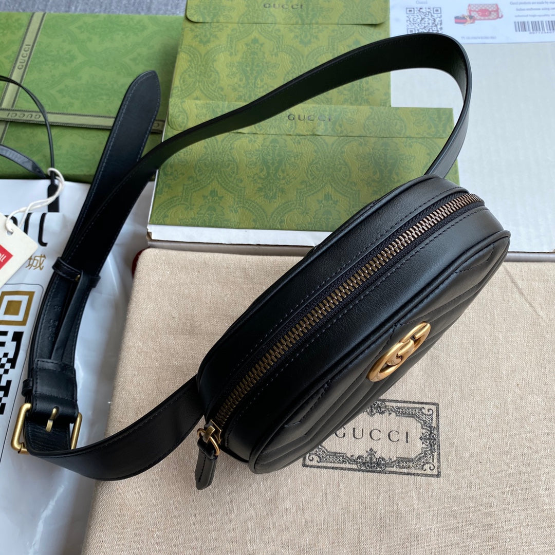 MARMONT BELT BAG 18 IN BLACK CALFSKIN