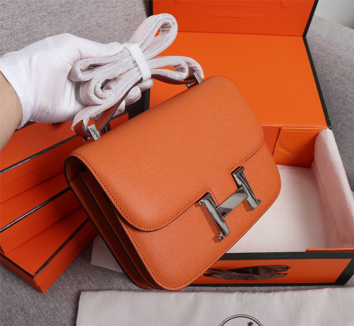 HM CONSTANCE BAGS 22 ORANGE LAMBSKIN SILVER BUCKLE