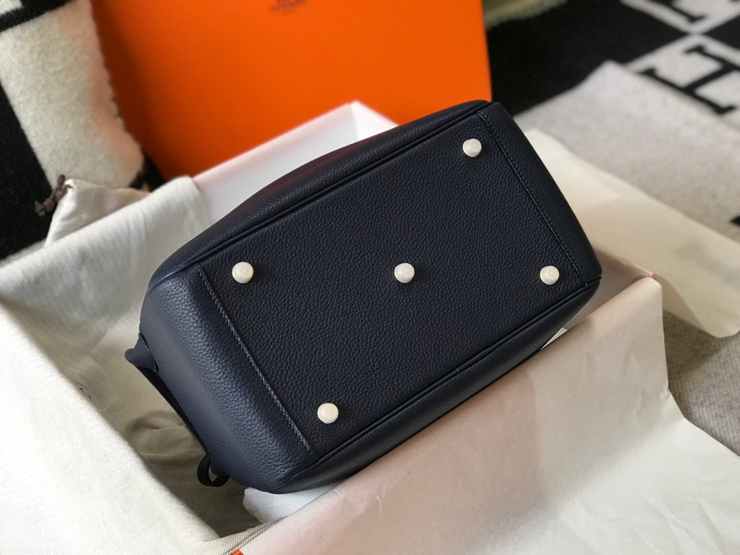 HM LINDY 26 BAG NAVY CALFSKIN