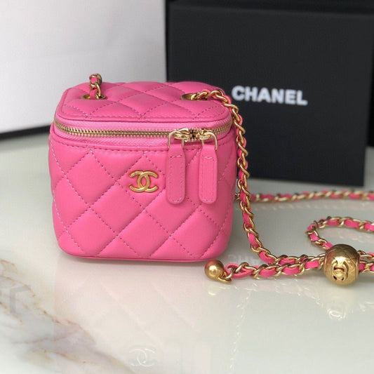 CC MINI 11 VANITY CHAIN IN BRIGHT PINK CALFSKIN GOLD HARDWARE