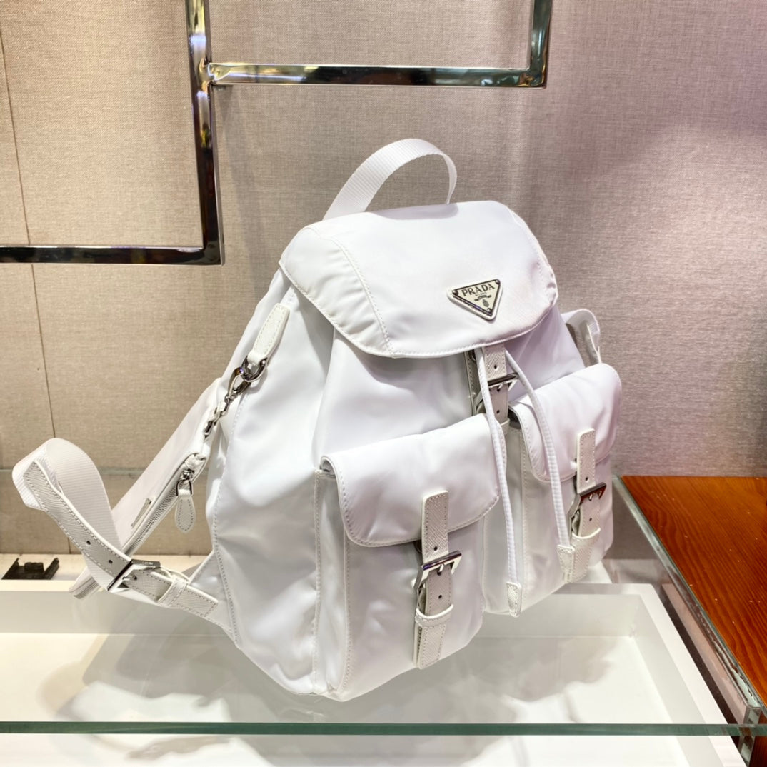 BACKPACK 32 IN WHITE PARACHUTE FABRIC