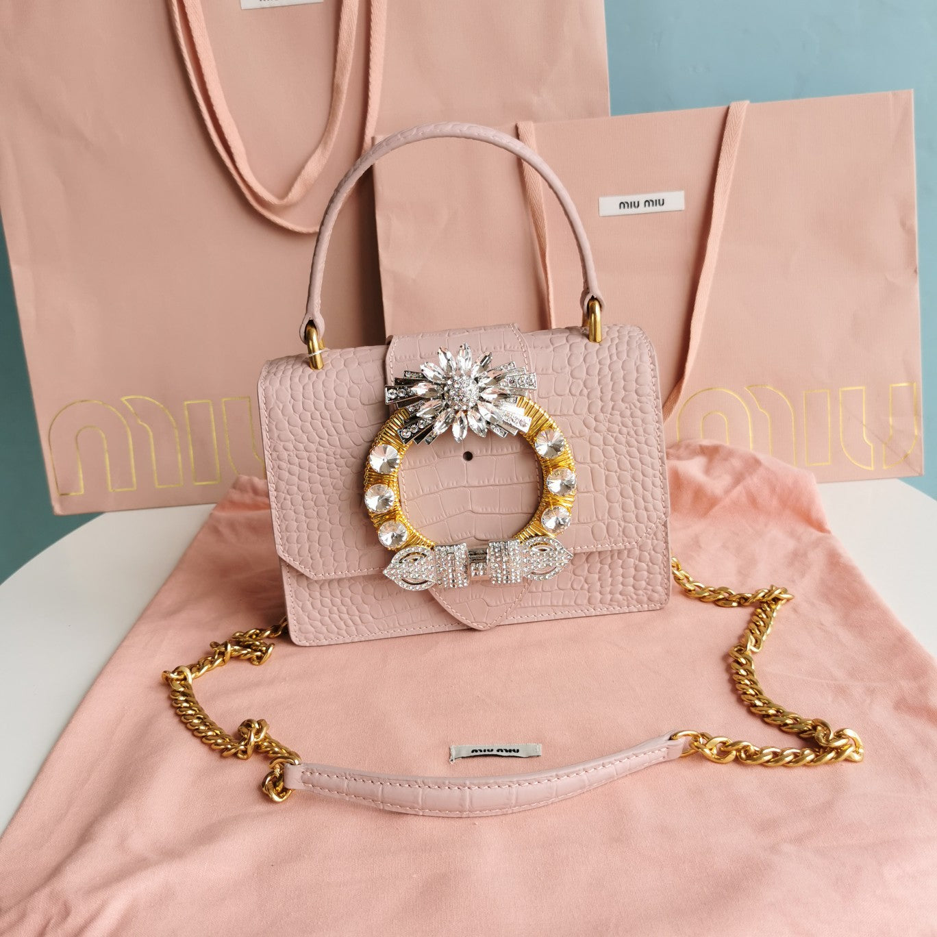 LADY 20 HANDBAG IN CROCODILE PATTERN PINK PASTEL CALFSKIN