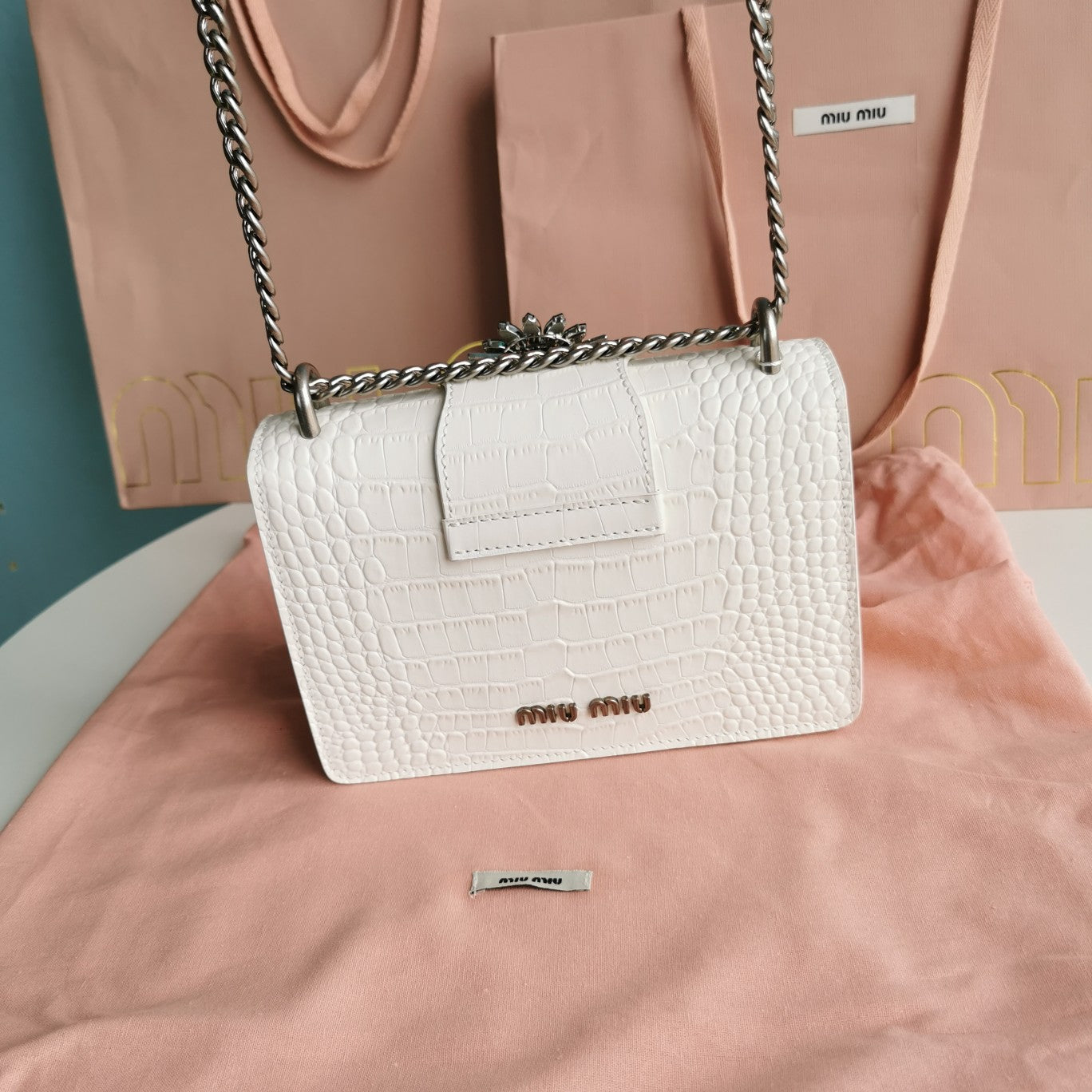 LADY 20 HANDBAG IN CROCODILE PATTERN WHITE CREAM CALFSKIN