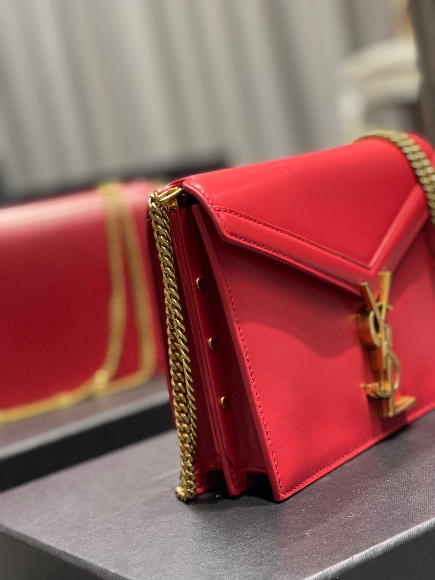 CASSANDRA 22 CHAIN BAG RED CALFSKIN