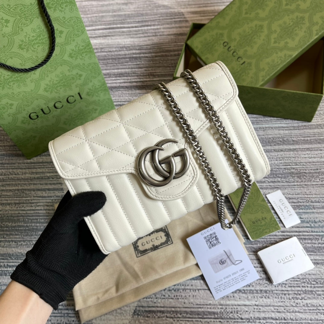 GG MARMONT MINI 20 SHOULDER BAG IN WHITE CALFSKIN