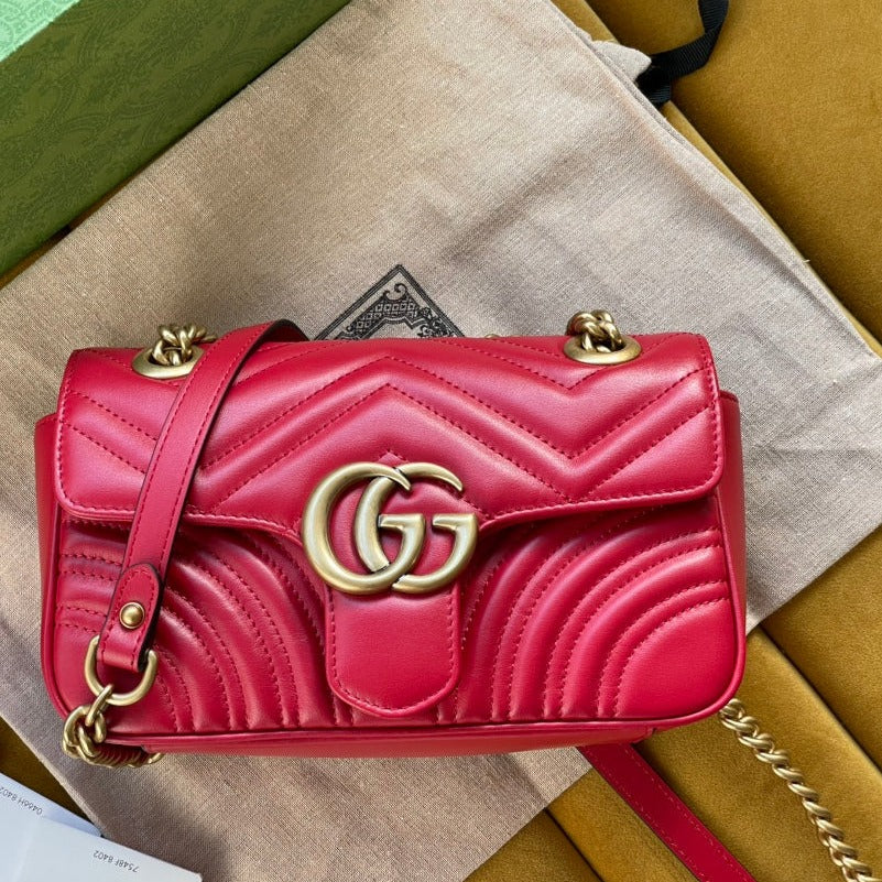 GG MARMONT MATELASSÉ SMALL 22 BAG RED PINK CALFSKIN