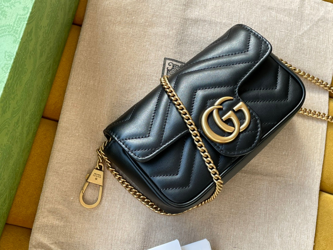 GG MARMONT MINI 16 BAG IN BLACK CALFSKIN