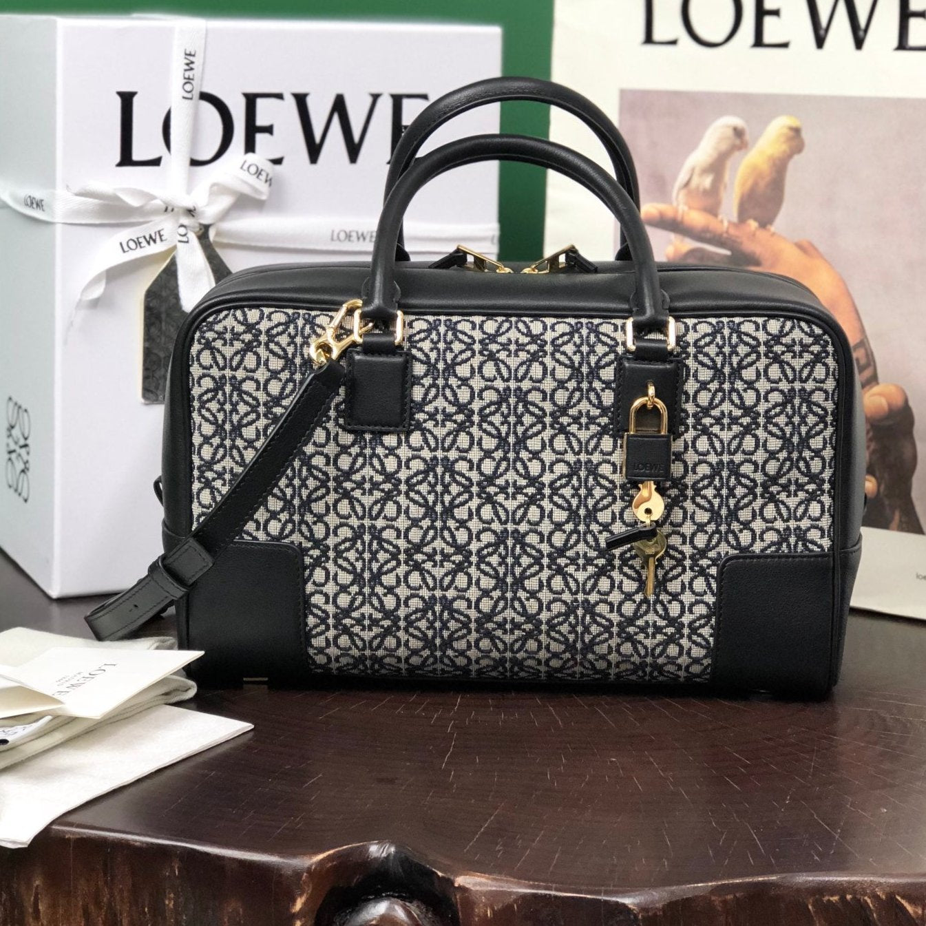 LOE AMAZONA 28 BAG IN BLACK CALFSKIN AND BEIGE MONOGRAM FABRIC