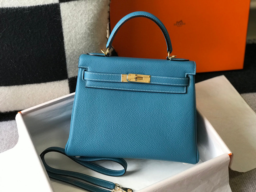 HM KELLY 32CM BAG IN CERULEAN CALFSKIN GOLD HARDWARE