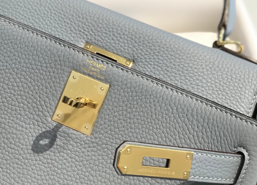 HM KELLY 32CM BAG IN TEMPERED GRAY CALFSKIN GOLD HARDWARE