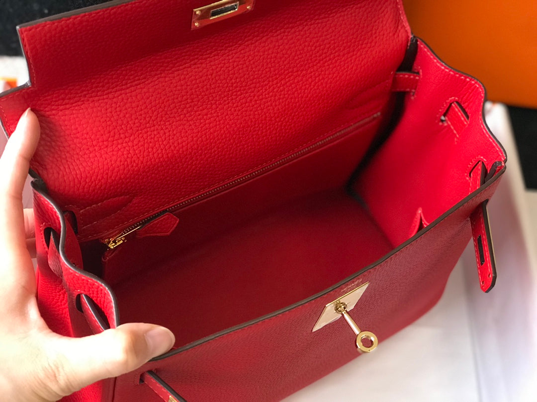 HM KELLY 32CM BAG IN RED CALFSKIN GOLD HARDWARE