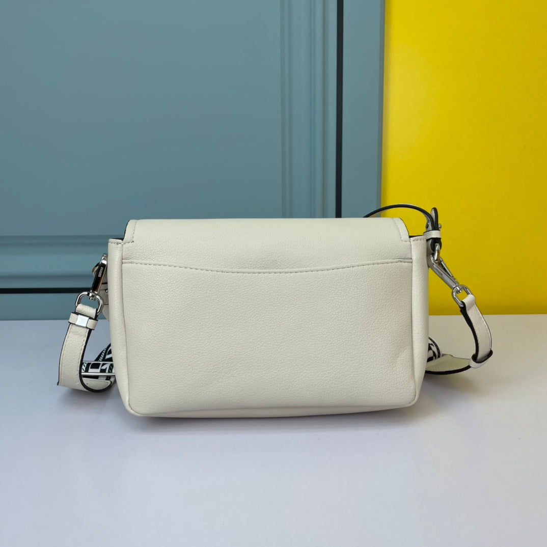 PRA 24 BAG WITH STRAP IN WHITE CALFSKIN