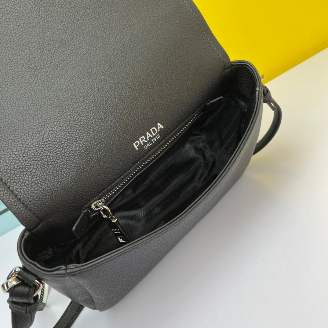 PRA 24 BAG WITH STRAP IN BLACK CALFSKIN