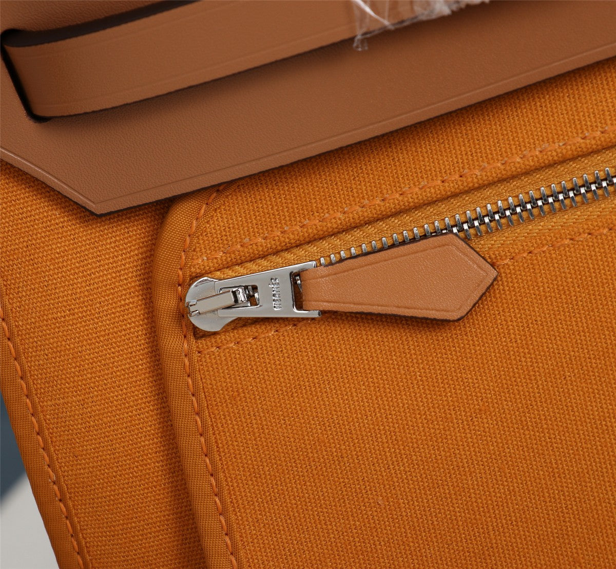 HM HERBAG ZIP 31 CARROT AND COPPER CANVAS