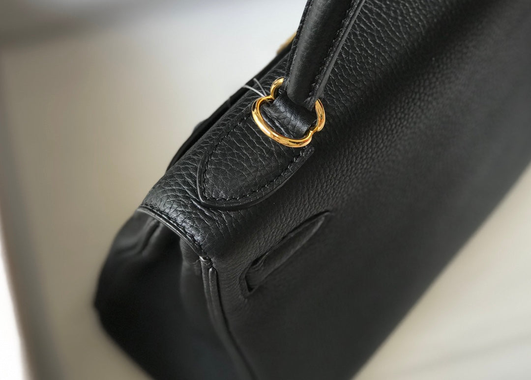 HM KELLY 32CM BAG IN BLACK CALFSKIN GOLD HARDWARE