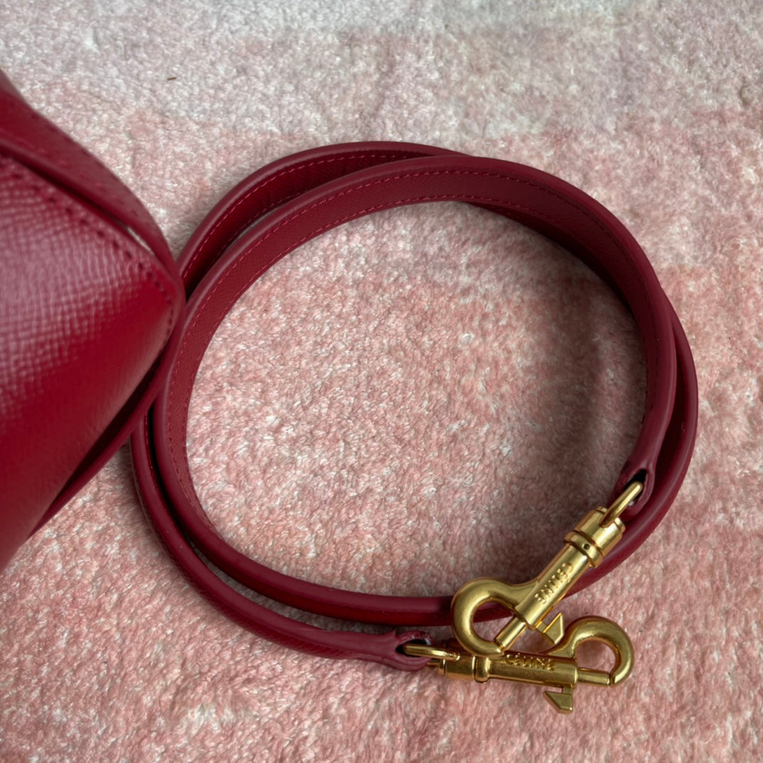 FISH BAG 24 CHERRY RED COWHIDE LEATHER